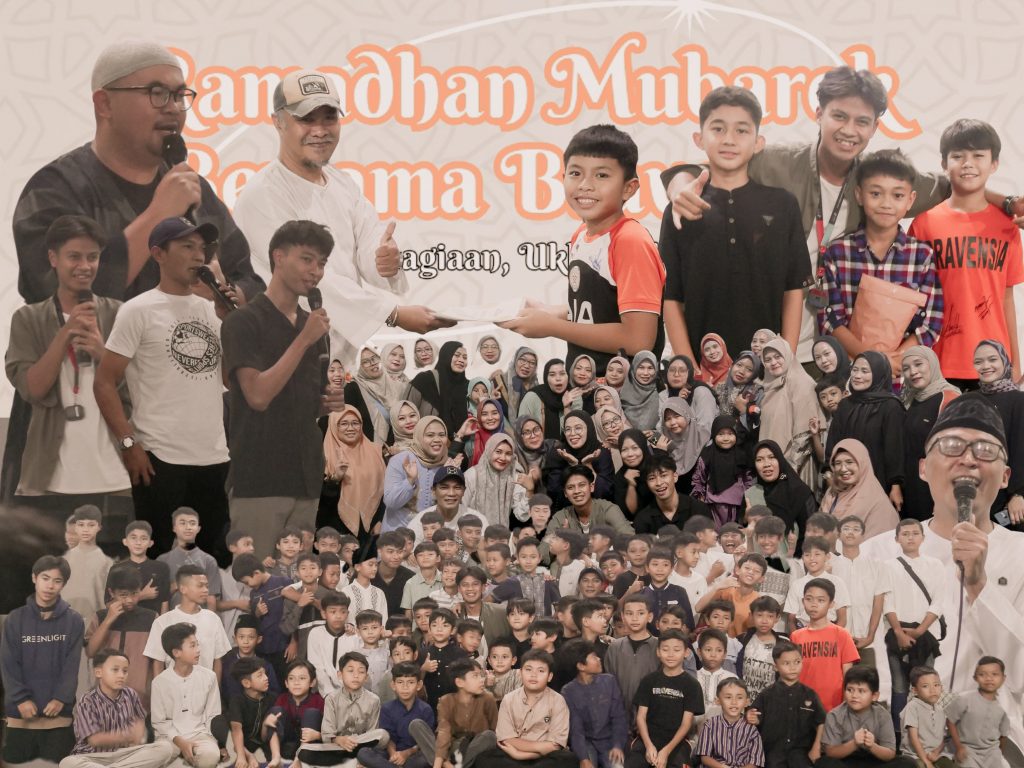 Ramadhan Mubarok bersama Bravensia "Berbagi kebahagiaan, Ukhuwah makin erat" ✨🤍🧡🖤 Sambut Hangat Ramadhan yang penuh berkah dengan Buka Bersama seluruh keluarga besar SSB Bravensia Cimahi ✨ 📅 : Sabtu, 30 Maret 2024 🕒 : 15:00 - Tarawih Berjamaah 📍: Centrum Futsal Cimahi Acaranya seru : ✨ Bakti Sosial ✨ Bintang Tamu : 1. @gilang_ak12 (Mantan Pemain Persib) 2. @mg_ammar (Football Content Creator) 3. @irfandwij (Football Content Creator) ✨ Game dan Doorprize ✨ Iftar ✨ Shalat Magrib dan Tarawih Berjamaah #SSBbravensiaCimahi #BravensiaSoccerSchool #bukabersamabravensia #bukberbravensia2024 #ramadhanmubarokbersamabravensia #BukaBersama #Ramadhan